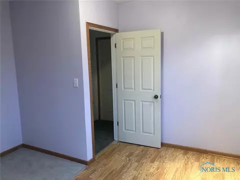 28791 E Broadway St, Walbridge, OH 43465 photo 15