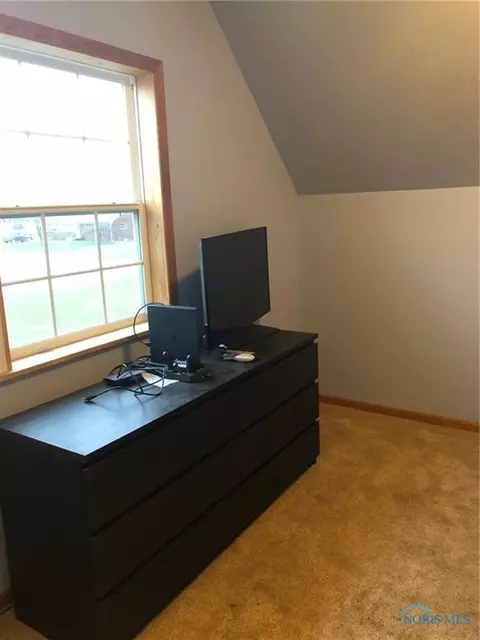 28791 E Broadway St, Walbridge, OH 43465 photo 23
