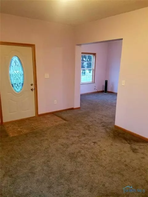 28791 E Broadway St, Walbridge, OH 43465 photo 11