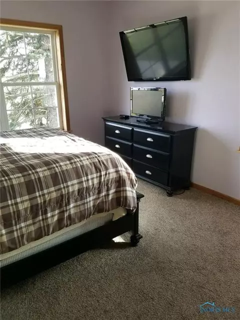28791 E Broadway St, Walbridge, OH 43465 photo 20