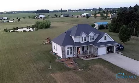 5730 Ayers Rd, Walbridge, OH 43465 photo 1