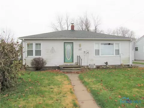 107 E Daggett St, Antwerp, OH 45813 photo 1