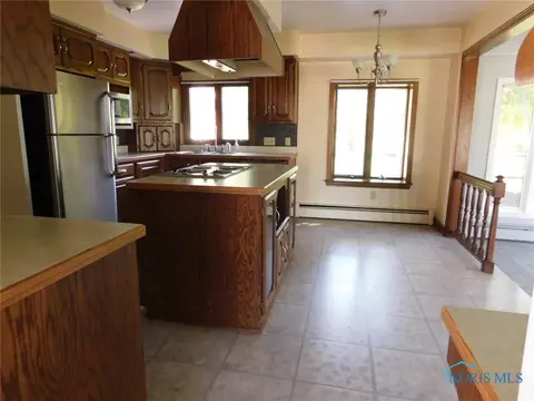 2 Eicher St, Archbold, OH 43502 photo 11