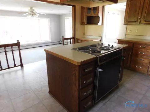 2 Eicher St, Archbold, OH 43502 photo 9