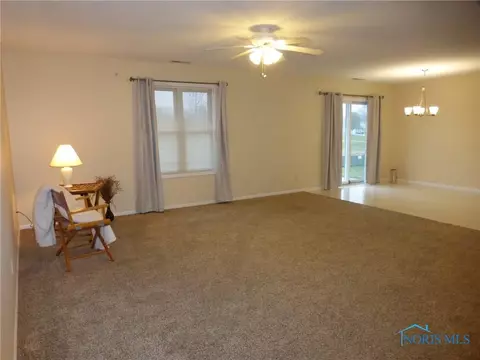 137 Jordan Dr, Bryan, OH 43506 photo 12