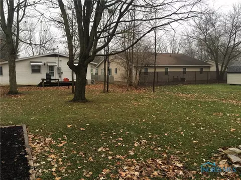 437 S Williams St, Bryan, OH 43506 photo 8