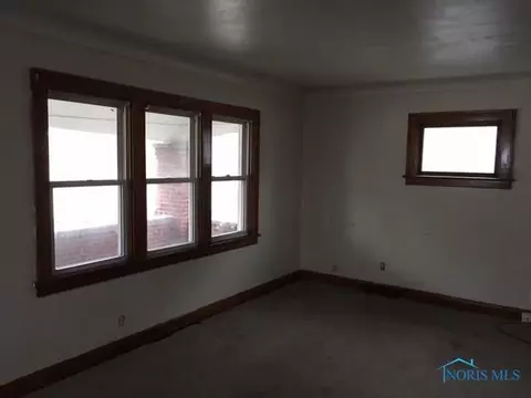 2270 Nebraska Ave, Toledo, OH 43607 photo 9