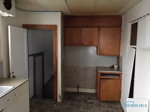 2270 Nebraska Ave, Toledo, OH 43607 photo 5