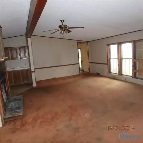26274 E Broadway St, Walbridge, OH 43465 photo 8