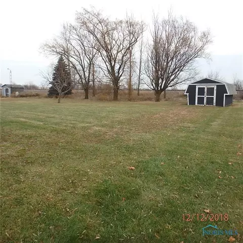 26274 E Broadway St, Walbridge, OH 43465 photo 5