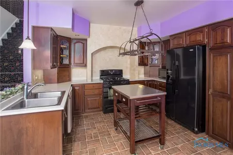 312 River Rd, Maumee, OH 43537 photo 8