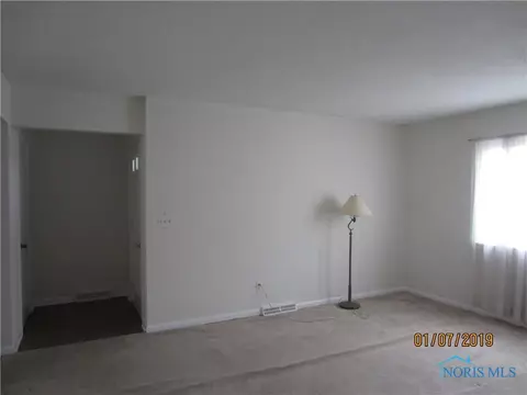 229 Trails End, Oregon, OH 43616 photo 5