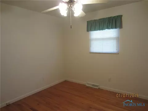 229 Trails End, Oregon, OH 43616 photo 8