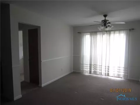 229 Trails End, Oregon, OH 43616 photo 2