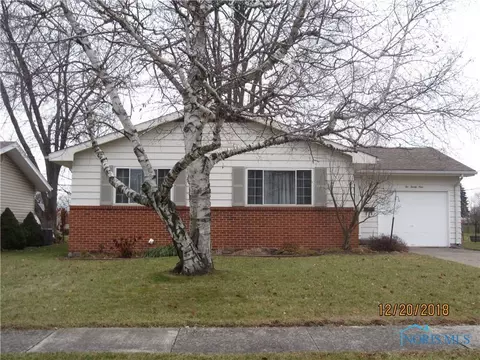 229 Trails End, Oregon, OH 43616 photo 1