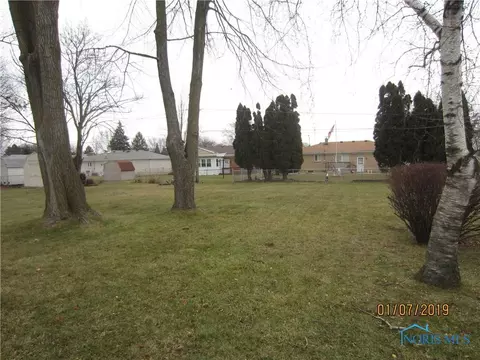 229 Trails End, Oregon, OH 43616 photo 18