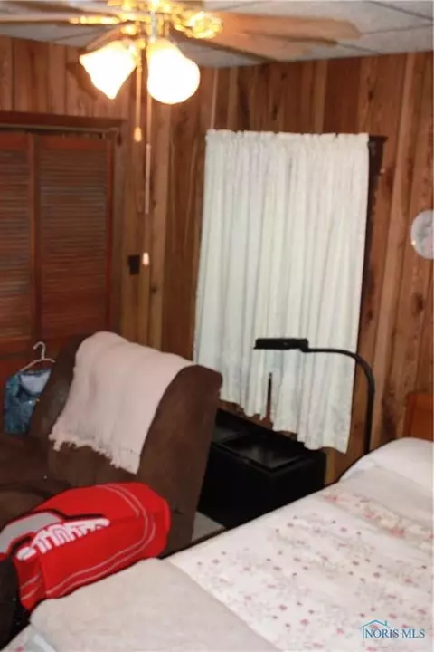 634 W Main St, Deshler, OH 43516 photo 9