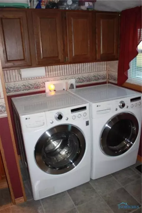634 W Main St, Deshler, OH 43516 photo 17