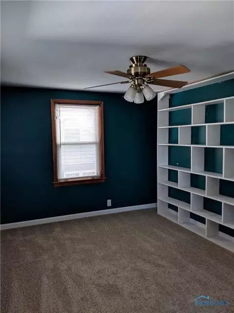 210 E 10th St, Genoa, OH 43430 photo 17