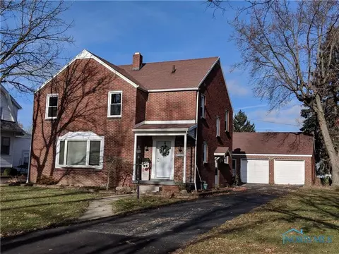 210 E 10th St, Genoa, OH 43430 photo 1