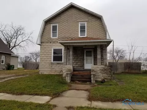 215 E William, Maumee, OH 43537 photo 1