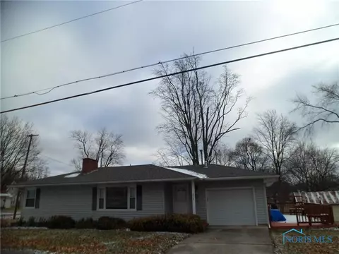 210 Jefferson St, West Unity, OH 43570 photo 3