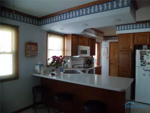 210 Jefferson St, West Unity, OH 43570 photo 7