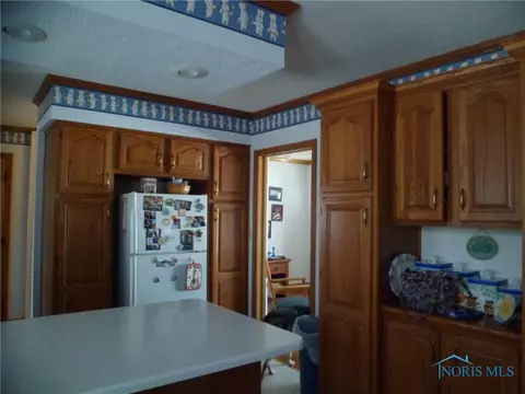 210 Jefferson St, West Unity, OH 43570 photo 8