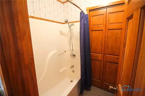 112 Sawmill Rd, Lyons, OH 43533 photo 18