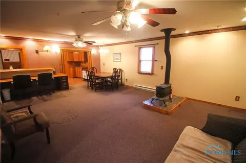 112 Sawmill Rd, Lyons, OH 43533 photo 9