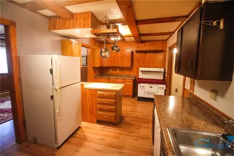 112 Sawmill Rd, Lyons, OH 43533 photo 5
