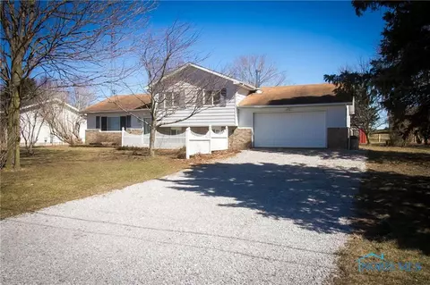 112 Sawmill Rd, Lyons, OH 43533 photo 1
