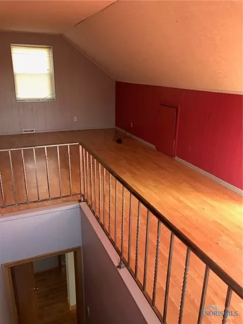 1107 Brookley Blvd, Toledo, OH 43607 photo 5