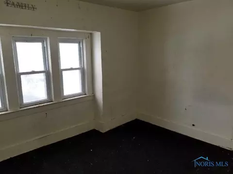 1105 Evesham, Toledo, OH 43607 photo 11