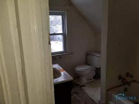 1105 Evesham, Toledo, OH 43607 photo 8