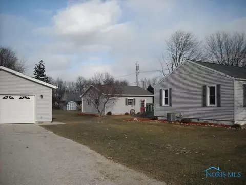 419 Elm St, Deshler, OH 43516 photo 25