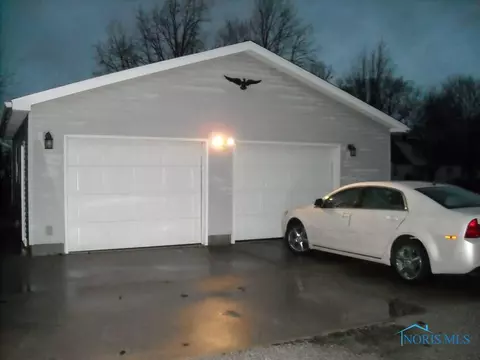 419 Elm St, Deshler, OH 43516 photo 24