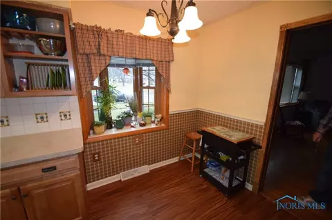 5916 E Heights Dr, Toledo, OH 43613 photo 9