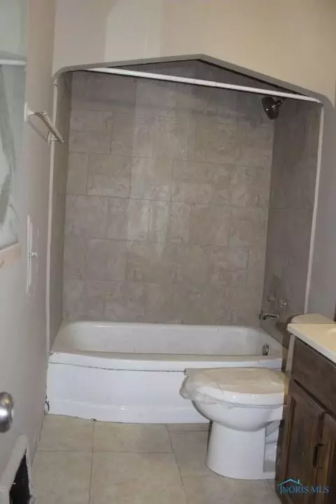 352 Ascot Ave, Toledo, OH 43607 photo 9