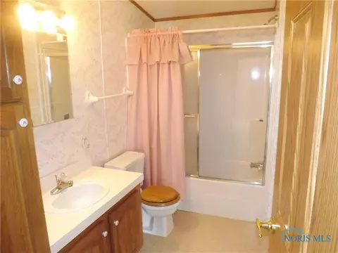211 Turner St, Leipsic, OH 45856 photo 18