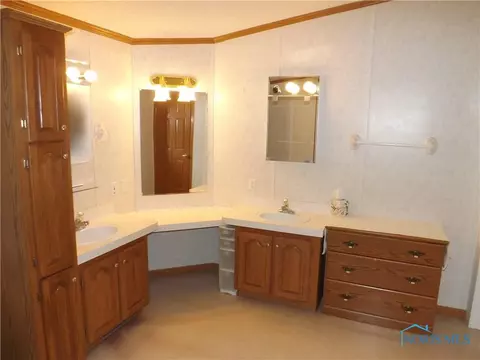 211 Turner St, Leipsic, OH 45856 photo 15