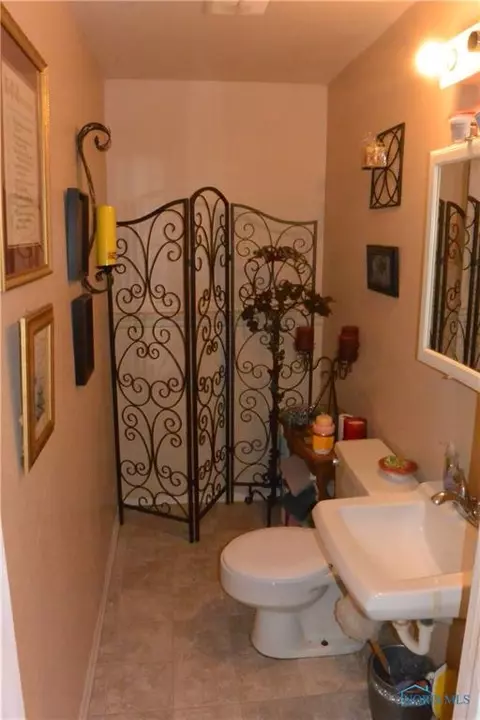 4242 Foxchapel Rd, Toledo, OH 43607 photo 17