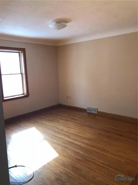 1915 Perth St, Toledo, OH 43607 photo 7