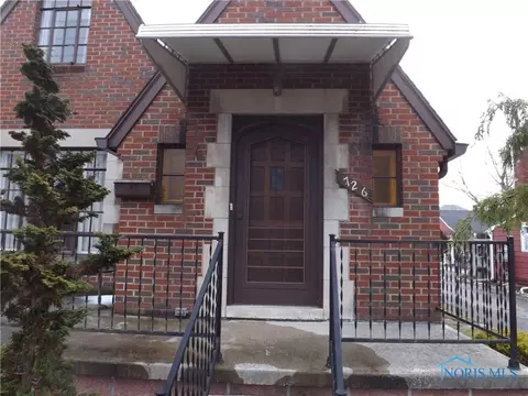 726 E 3rd St, Ottawa, OH 45875 photo 2