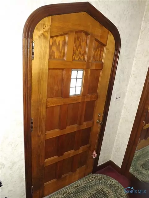 726 E 3rd St, Ottawa, OH 45875 photo 7