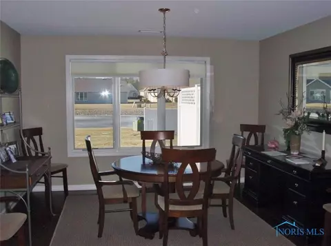 1406 Fieldstone Dr, Bryan, OH 43506 photo 6