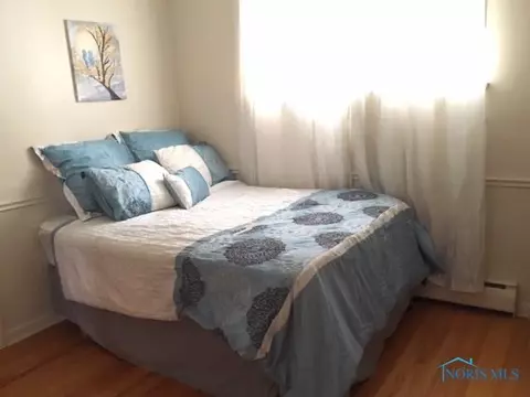 806 Phillips St, Maumee, OH 43537 photo 9