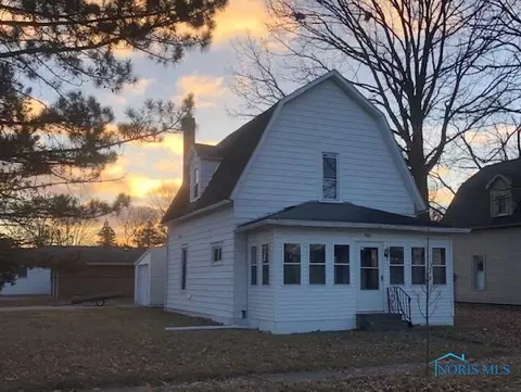 421 S Williams St, Bryan, OH 43506 photo 1