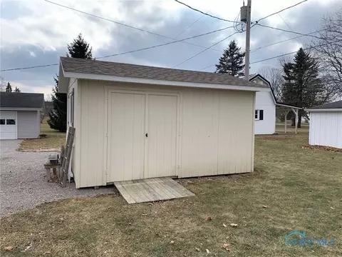303 N Union St, Edon, OH 43518 photo 16