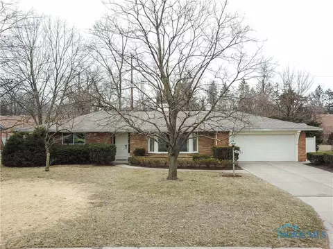 4332 Springbrook Dr, Toledo, OH 43615 photo 1